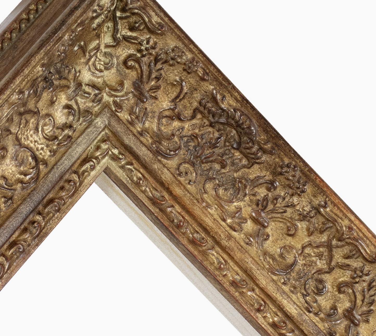 Cadre d'or en bois sur mesure 731.230