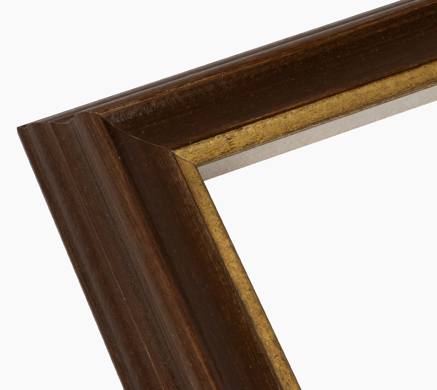 Marco personalizado en madera de nogal y oro 310.100