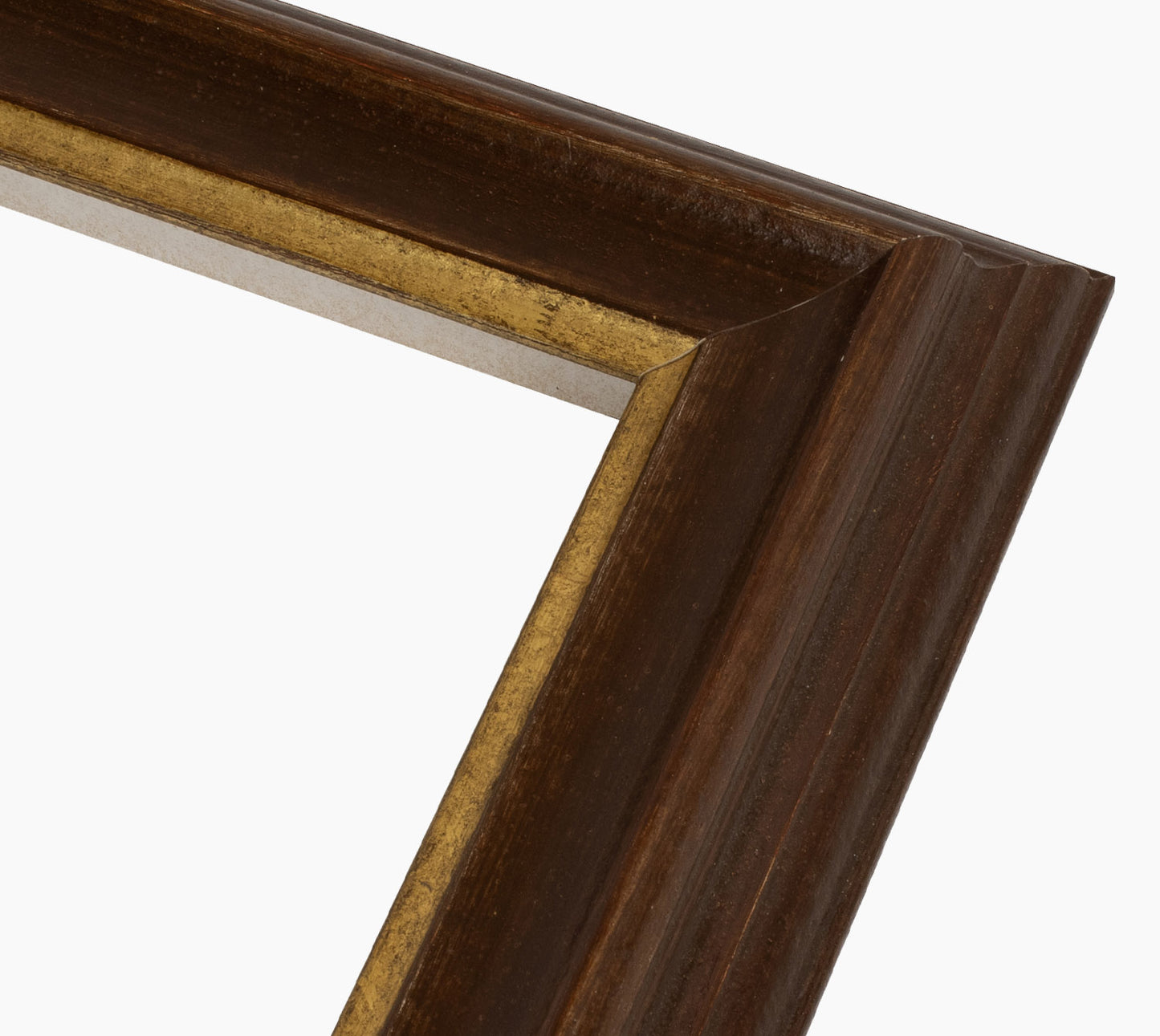 Marco personalizado en madera de nogal y oro 310.100