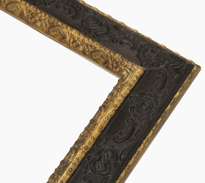 Marco de madera personalizado negro y dorado 634.601